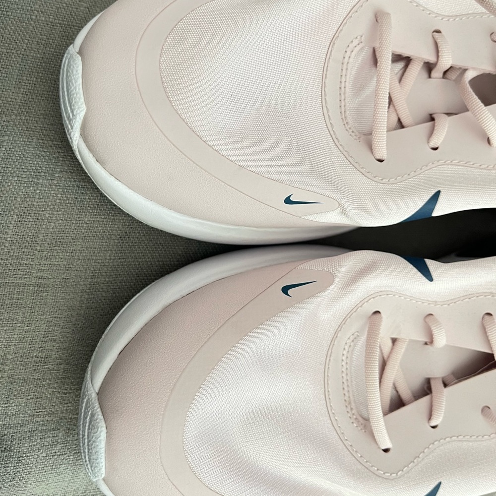 NIKE AIR MAX sneakers, in great condition